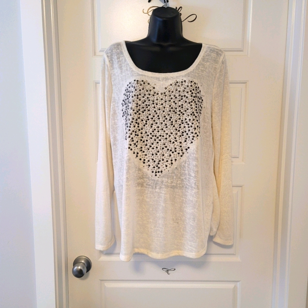 Nevada long sleeved top